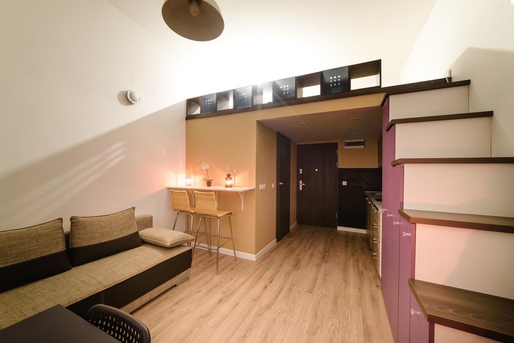 Cracow Rent Apartments - Spacious Apartments For 2-7 People In Quiet Area - Kolberga Street Nr 3 - 10 Min To Main Square By Foot Krakau Exterior foto